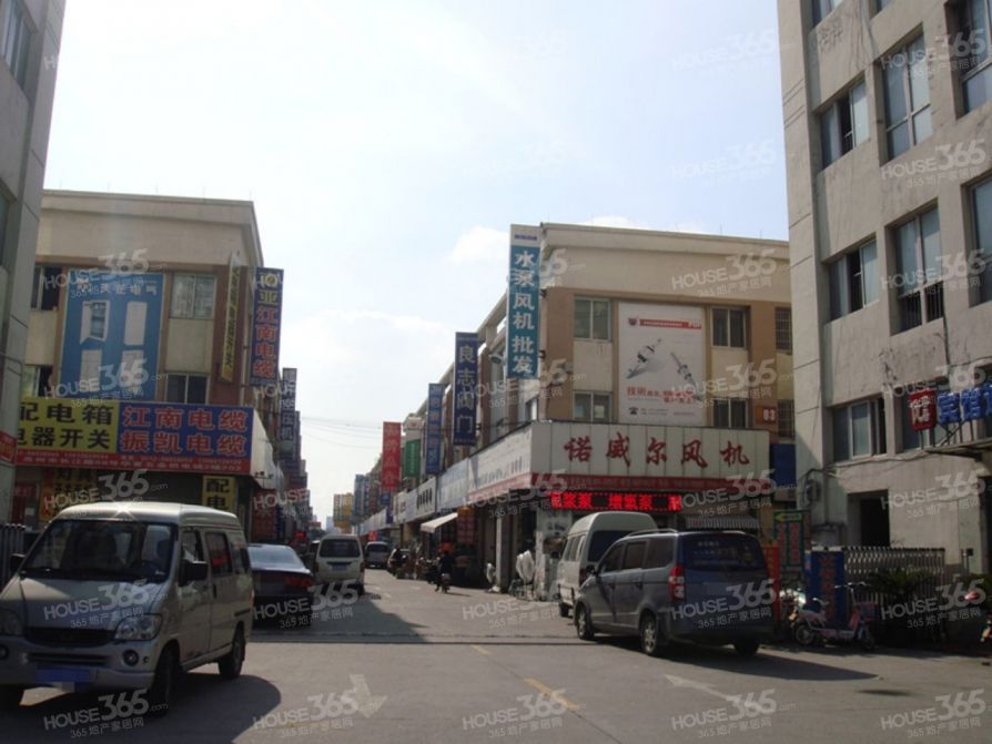 关于五金机电城小区评价怎么写的信息